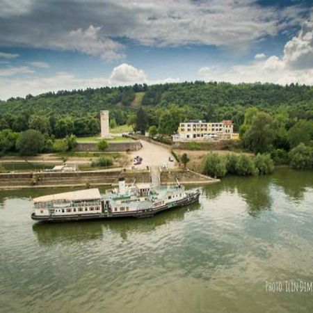 Хотелски Комплекс Радецки Град Козлодуй Kozloduy ภายนอก รูปภาพ